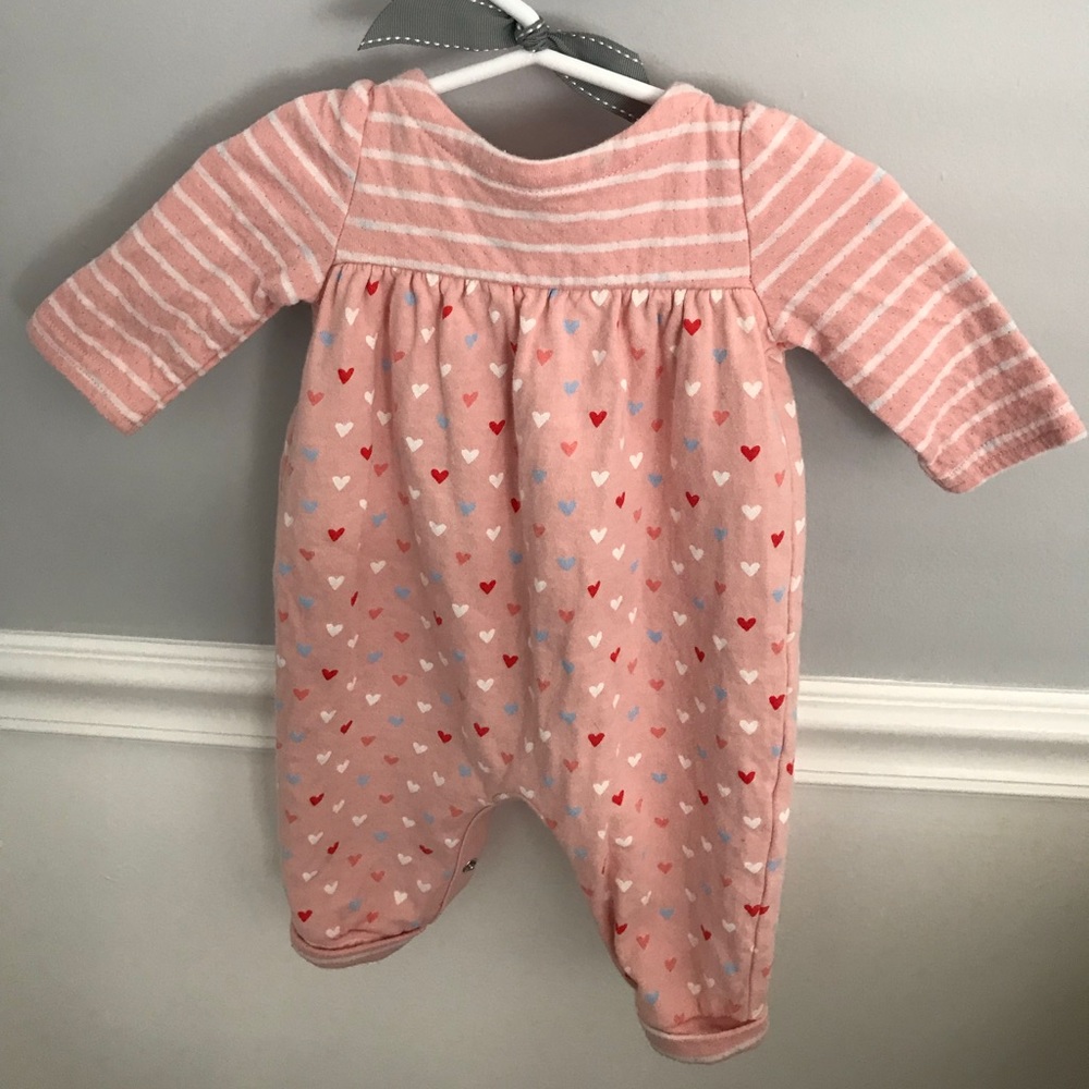 Gap One piece strips and hearts